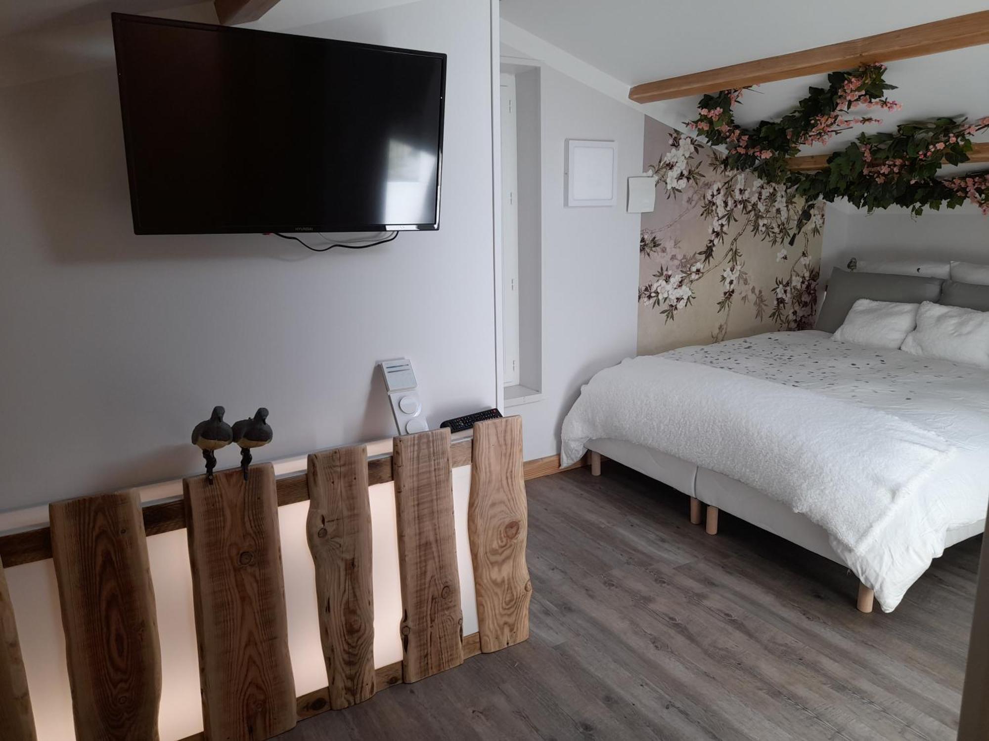 La Maison Du Bonheur, Borne De Recharge Ve Saint-Bernard  Exteriér fotografie